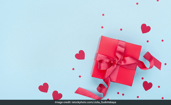 Valentine's Day: 6 Beauty Gift Hampers To Pamper Your Loved One