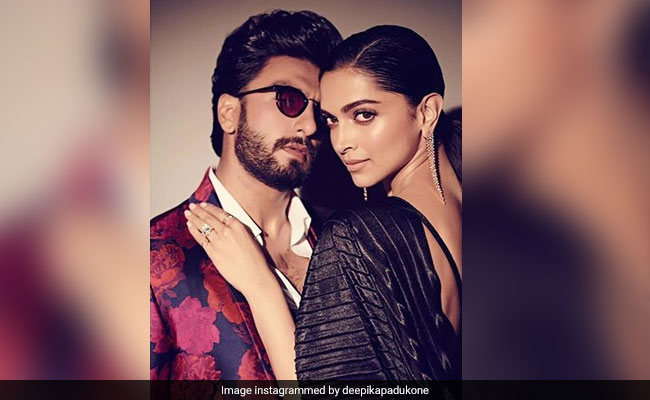 'Uff': Deepika Padukone, Ranveer Singh's Priceless Pic Sends Internet Into Meltdown