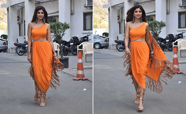 5 Stunning One-Shoulder Dresses To Channel Shilpa Shetty In