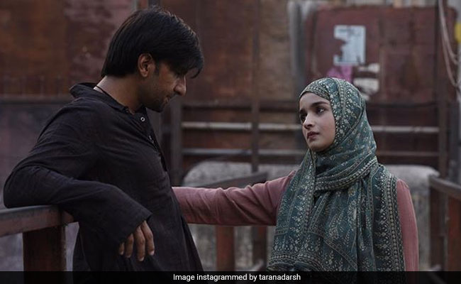 <I>Gully Boy</i> Box Office Collection Day 5: Ranveer Singh And Alia Bhatt's Film At The Gateway To Rs 100 Crore