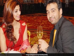 Shilpa Shetty's Propose Day Story: <I>An Evening In Paris</i>, With Raj Kundra Shilpa Shetty's Propose Day Story: <I>An Evening In Paris</i>, With Raj Kundra