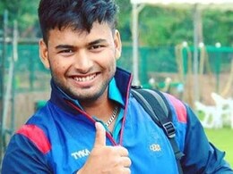 IND vs NZ: माइकल वॉन ने पूछा-ऋषभ पंत वनडे टीम में क्यों नहीं तो धोनी के फैंस ने दिया यह जवाब... IND vs NZ: माइकल वॉन ने पूछा-ऋषभ पंत वनडे टीम में क्यों नहीं तो धोनी के फैंस ने दिया यह जवाब...