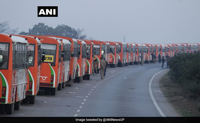 At Kumbh Mela, UP Eyes Guinness Record For "Largest Parade Of Buses"