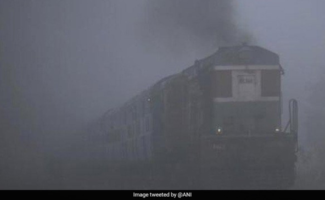 Cold Morning In Delhi, Fog Disrupts Trains Second Day In A Row