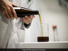 Scientists Are Racing To Make Pot Like Booze So You Can Drink It Scientists Are Racing To Make Pot Like Booze So You Can Drink It