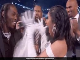 Grammy Awards 2019: ग्रैमी अवार्ड्स में महिलाओं ने बिखेरी चमक, 'This is America' सॉन्ग ने जीते 4 अवॉर्ड Grammy Awards 2019: ग्रैमी अवार्ड्स में महिलाओं ने बिखेरी चमक, 'This is America' सॉन्ग ने जीते 4 अवॉर्ड