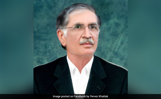 "It Was Dark": Pakistan Minister Trolled On Twitter After Explaining Air Force Role