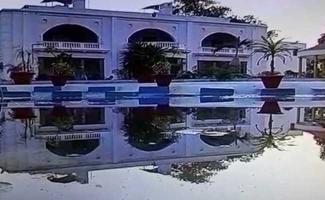 पटना : तेजस्वी यादव ने जिस सरकारी बंगले को छोड़ा वह सेवन स्टार होटल की तरह!