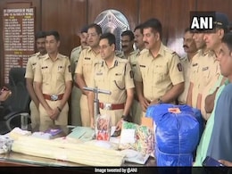 मुंबई : परदों में छुपी ड्रग्स से परदा हटा तो हुआ तस्करी के नायब तरीके का पर्दाफाश मुंबई : परदों में छुपी ड्रग्स से परदा हटा तो हुआ तस्करी के नायब तरीके का पर्दाफाश