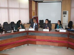 'चीन ने मंदी की चुनौती को देश की अर्थव्यवस्था को सुधारने के अवसर के रूप में लिया' 'चीन ने मंदी की चुनौती को देश की अर्थव्यवस्था को सुधारने के अवसर के रूप में लिया'