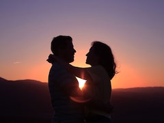 Valentine Week पर पार्टनर के साथ जाना चाहते हैं घूमने, तो  ये 4 जगह हैं बेस्ट, कम खर्च पर घूम आइए