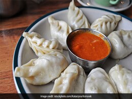 Video: Chicken Momos - How To Make This Street Food Delicacy At Home (With Momos Chutney) Video: Chicken Momos - How To Make This Street Food Delicacy At Home (With Momos Chutney)