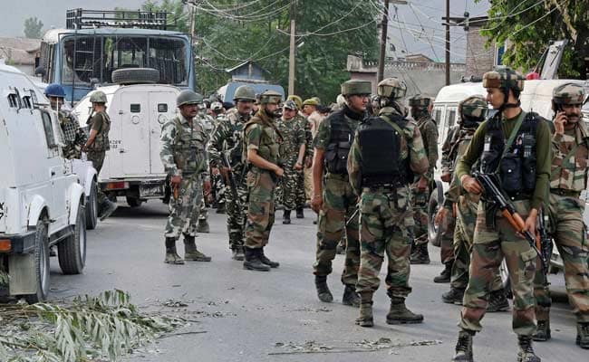 Nearly 10,000 Troops Airlifted To Srinagar Amid Major Crackdown In J&K