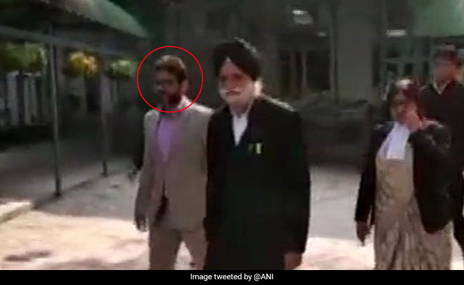 Interim Protection From Arrest To Robert Vadra's Aide Extended To Feb 16