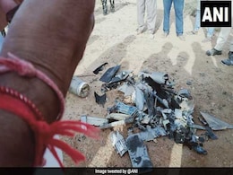 राजस्थान की सीमा पर नजर आया पाकिस्तानी ड्रोन, भारतीय सेना ने मार गिराया राजस्थान की सीमा पर नजर आया पाकिस्तानी ड्रोन, भारतीय सेना ने मार गिराया