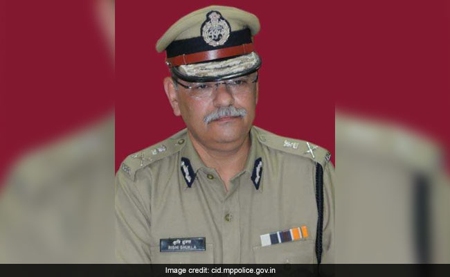 ऋषि कुमार शुक्ला को बनाया गया सीबीआई का नया निदेशक, सेलेक्ट कमेटी ने लगाई नाम पर मुहर