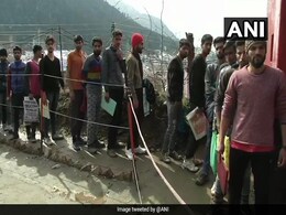After Pulwama, 2,500 Young Kashmiri Men Apply For 111 Vacancies In Army After Pulwama, 2,500 Young Kashmiri Men Apply For 111 Vacancies In Army