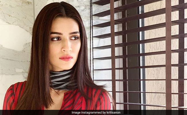 Kriti Sanon Clearly Loves Her Stripes. Get Her Look In These 5 Stylish Pieces