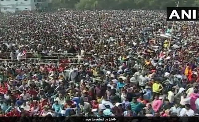 In 14-Minute Speech In Bengal, PM Modi Repeatedly Urged Crowds To Stay Calm