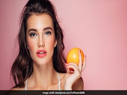 Skin Care Tips: सर्दियों में हाथ पैरों की ड्राईनेस को दूर कर नेचुरल मॉइश्चराइजर का काम करते हैं ये 6 फूड्स Skin Care Tips: सर्दियों में हाथ पैरों की ड्राईनेस को दूर कर नेचुरल मॉइश्चराइजर का काम करते हैं ये 6 फूड्स