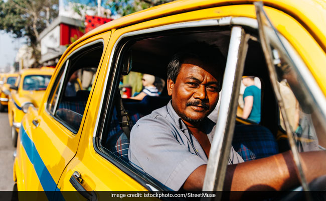 Kumbh 2019: कुंभ तीर्थयात्रियों को आने-जाने में अब नही होगी दिक्कत, शुरू हुई कैब सेवा