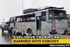 40 Killed In Worst Terror Attack On Forces In Kashmir, India Condemns Pak 40 Killed In Worst Terror Attack On Forces In Kashmir, India Condemns Pak