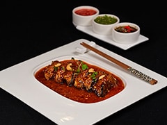 Stuffed Eggplant with Schezwan Sauce