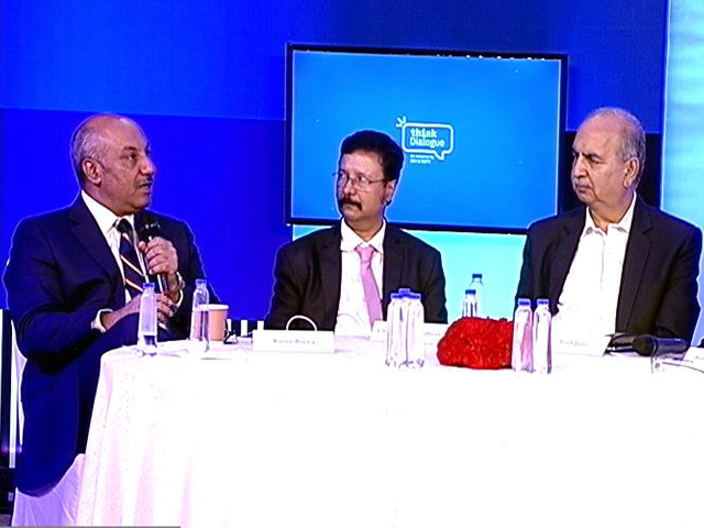 Think Dialogue - Transforming Manufacturing in Industrial Revolution 4.0