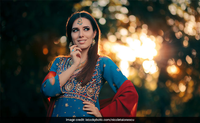 5 Gorgeous <i>Anarkali Kurtas</i> You Will Want To Dress Up In