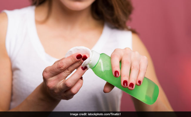 Skincare Tips: Try This DIY Vitamin C Skin Toner To Fight Skin Problems At Home