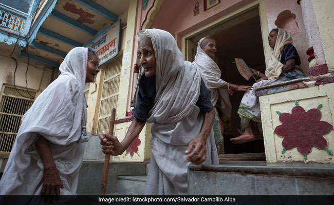 वृन्दावन की विधवा महिलाओं के लिए अच्छी खबर, जल्द शुरू होने जा रही हैं मिनी बस सेवा