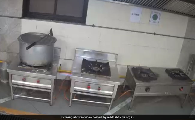 Passengers Can Now See Online How Meals Are Prepared In Railway Kitchens