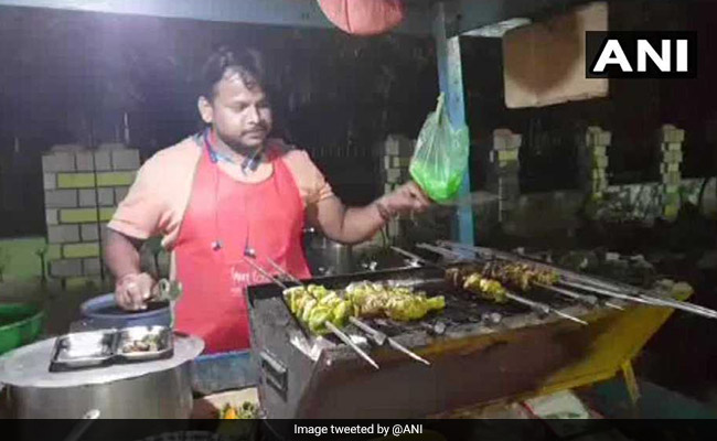 Civic Body In Gujarat Issues Order To Restrict Display Of Non-Veg Food On Roadside