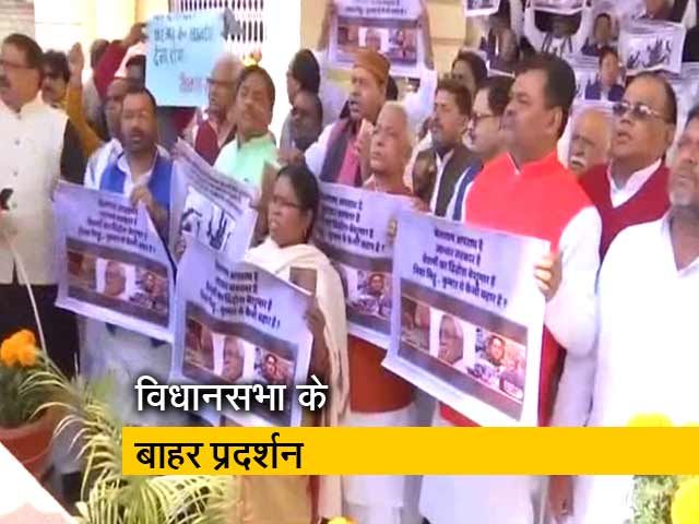 बिहार: कानून-व्यवस्था को लेकर RJD का प्रदर्शन