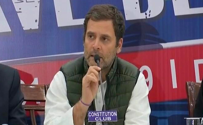 सीमांचल एक्सप्रेस हादसाः राहुल गांधी की अपील- कांग्रेस कार्यकर्ता पीड़ित परिवारों की करें मदद