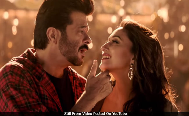 <i>Total Dhamaal</i> Song <i>Speaker Phat Jaaye</i>: Madhuri Dixit And Anil Kapoor Totally Rule The Dance Floor. Sorry, Ajay Devgn