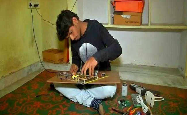 Hyderabad: 10th Pass Man Invents Alcohol Detector