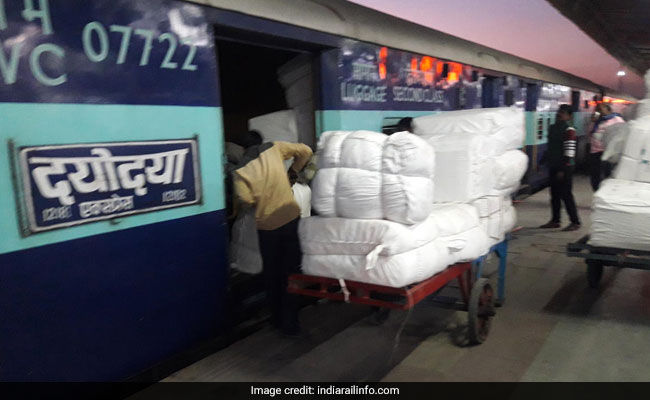 Train Running From Jabalpur To Ajmer Derails Near Jaipur