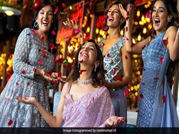 Sisters Before Misters: Neeti Mohan's Pre-Wedding Photoshoot Is Filled With Sibling Revelry Sisters Before Misters: Neeti Mohan's Pre-Wedding Photoshoot Is Filled With Sibling Revelry