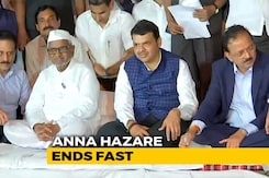 Anna Hazare Calls Off Fast After Devendra Fadnavis Says Demands Accepted Anna Hazare Calls Off Fast After Devendra Fadnavis Says Demands Accepted