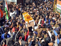 Pulwama Attack: Bodies Of CRPF Soldiers Reach Their Homes Amid Nation-Wide Mourning Pulwama Attack: Bodies Of CRPF Soldiers Reach Their Homes Amid Nation-Wide Mourning
