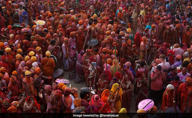 मथुरा के बरसाने में 15 मार्च से शुरू हो रही है लट्ठमार होली, कुछ ऐसी है तैयारी