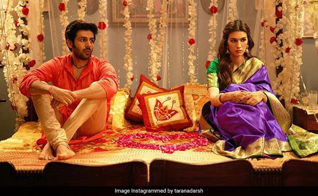 <i>Luka Chuppi</i> Box Office Collection Day 3: Kartik Aaryan And Kriti Sanon's Film Is A 'Winner', Closes Weekend At Rs 32 Crore