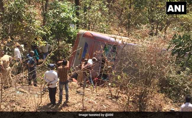 6 Dead, 45 Injured In Bus Accident Near Maharashtra's Palghar