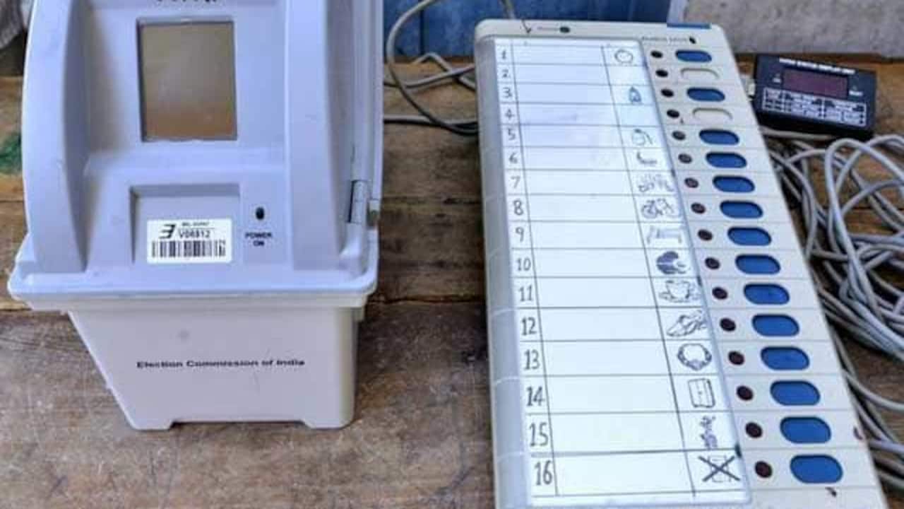 Namesake Fail: 'Lalu Prasad' And 'Nitish Kumar' Lose Deposits In Bankipur