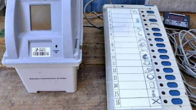 Namesake Fail: 'Lalu Prasad' And 'Nitish Kumar' Lose Deposits In Bankipur