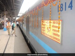 Flowers, Commemorative Stamps As Iconic Rajdhani Express Turns 50 Flowers, Commemorative Stamps As Iconic Rajdhani Express Turns 50