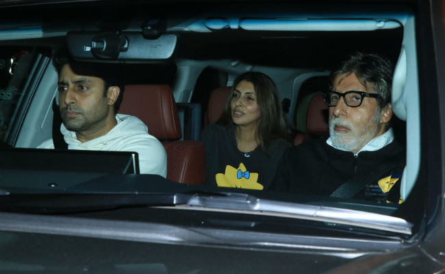 Amitabh Bachchan Watches <i>Badla</i> With Abhishek And Shweta. See Pics