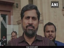 पाकिस्तान में हिंदुओं के खिलाफ विवादित बयान देने पर मंत्री की 'छुट्टी' पाकिस्तान में हिंदुओं के खिलाफ विवादित बयान देने पर मंत्री की 'छुट्टी'