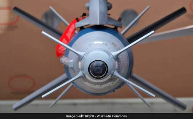 बालाकोट एयरस्ट्राइक में जिन आतंकी कैंपों को किया गया था ध्वस्त वे फिर हुए सक्रिय, 129 आतंकी घुसपैठ की फिराक में : सूत्र